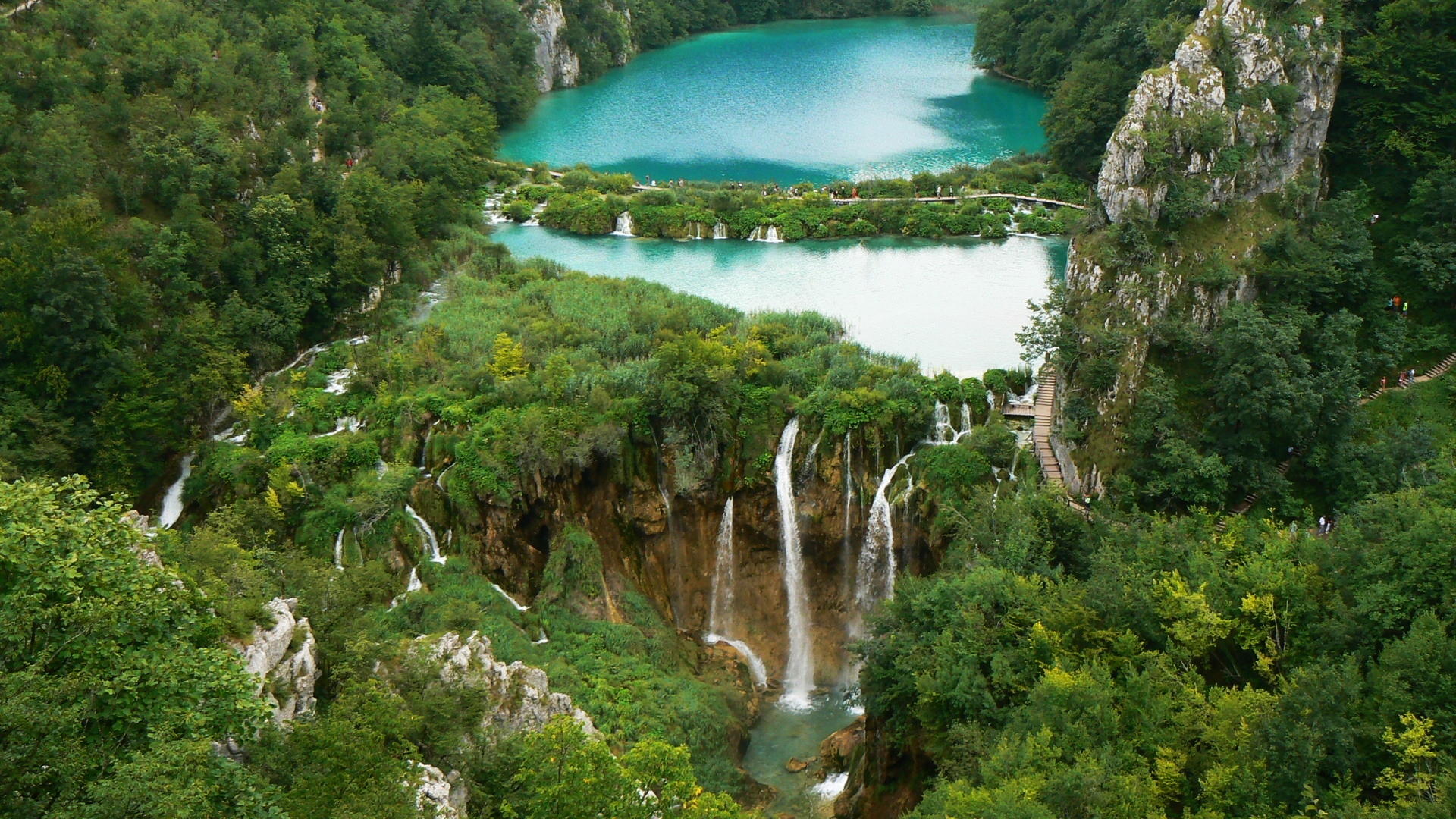 Plitvice-Lakes